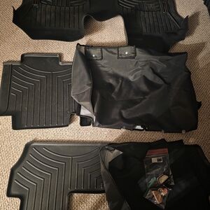 Deluxe Black Car Floor Mats by [Brand]